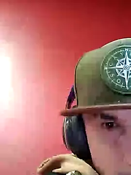 --D-a-D-D-y- online show from February 7, 2025, 12:09 am