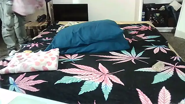 --D-a-D-D-y- online show from March 12, 2025, 5:13 am