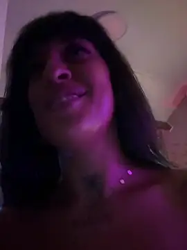 CarolaDrago online show from July 17, 2026, 8:46 pm