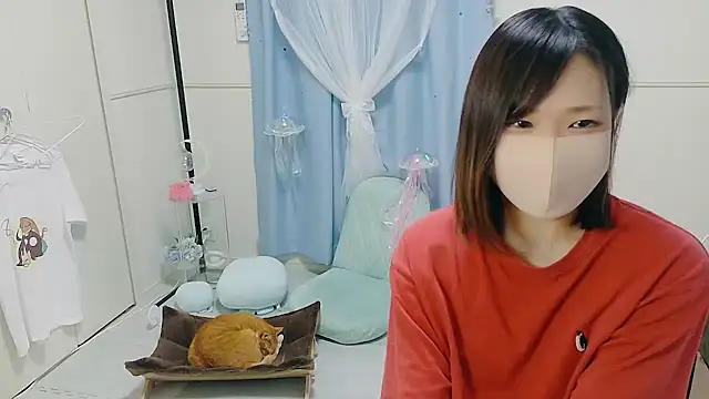 Snapshot of MEI--55 chatting on October 3, 2025, 9:06 am MEI--55 online show from October 3, 2025, 9:06 am