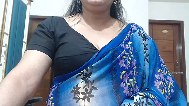 desi-maisa130 online show from April 23, 2026, 4:20 pm