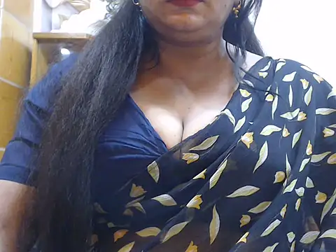 desi-maisa130 online show from June 13, 2026, 5:22 pm
