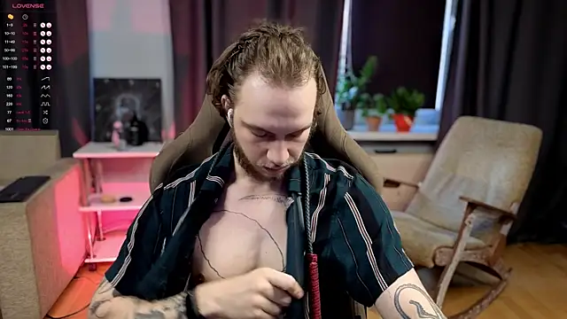 Snapshot of pleasure8869 chatting on October 19, 2025, 8:26 am pleasure8869 online show from October 19, 2025, 8:26 am