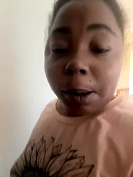 JCCaramelbarbie1 online show from October 16, 2025, 2:07 pm