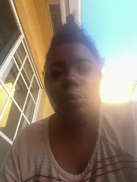 JCCaramelbarbie1 online show from May 17, 2026, 12:45 pm