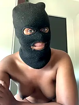 Snapshot of Africanbootie chatting on December 3, 2024, 2:38 pm Africanbootie online show from December 3, 2024, 2:38 pm