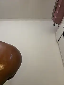 Snapshot of Africanbootie chatting on February 8, 2026, 3:26 pm Africanbootie online show from February 8, 2026, 3:26 pm