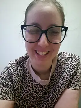 Snapshot of Sarah459 chatting on July 4, 2026, 8:15 pm Sarah459 online show from July 4, 2026, 8:15 pm