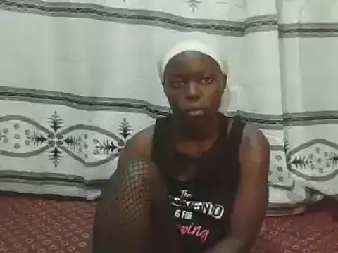 ebony curvedass online show from November 28, 2025, 10:01 pm