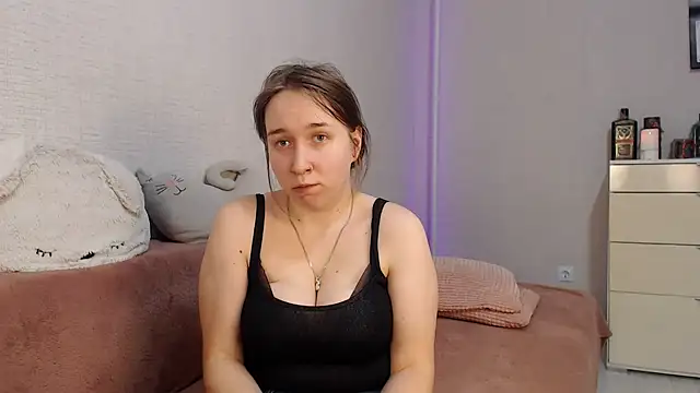 Snapshot of lovely_hayley chatting on January 6, 2025, 11:31 pm lovely hayley online show from January 6, 2025, 11:31 pm