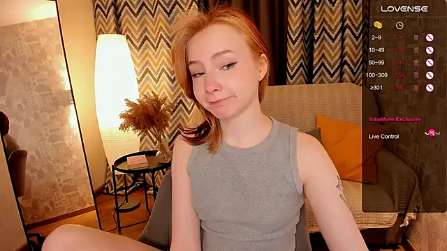 Snapshot of LanaBlu_ chatting on February 6, 2025, 9:00 am LanaBlu online show from February 6, 2025, 9:00 am