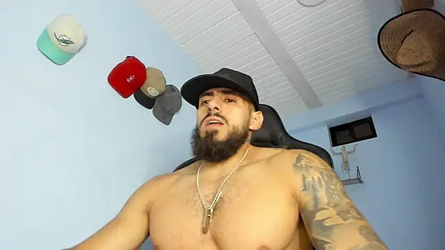 Snapshot of _Poseidon1_ chatting on October 11, 2025, 4:22 am Poseidon1 online show from October 11, 2025, 4:22 am