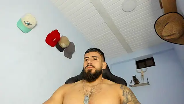 Snapshot of _Poseidon1_ chatting on October 24, 2025, 5:04 am Poseidon1 online show from October 24, 2025, 5:04 am