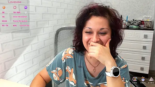 Snapshot of TeasyLana chatting on February 1, 2026, 7:34 pm TeasyLana online show from February 1, 2026, 7:34 pm