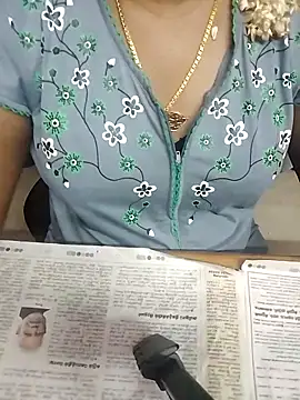 Aishu-tamil09 online show from January 5, 2026, 5:49 pm