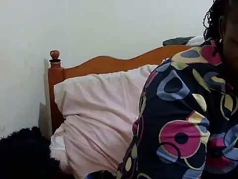 Pretty lilly02 online show from November 9, 2025, 5:55 pm