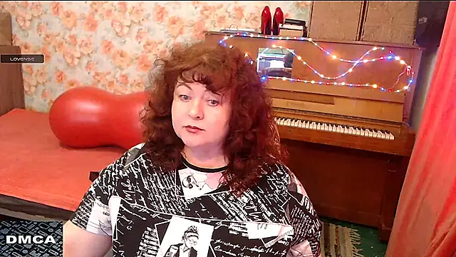 RoseRed69 online show from March 22, 2025, 3:41 am