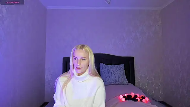 Snapshot of Amanda054 chatting on January 21, 2025, 3:37 am Amanda054 online show from January 21, 2025, 3:37 am