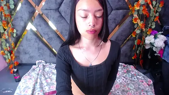 Snapshot of Sofia_Mirandaa18 chatting on January 31, 2025, 12:51 pm Sofia Mirandaa18 online show from January 31, 2025, 12:51 pm