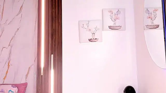 mia six66 online show from March 22, 2026, 12:08 pm