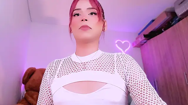 Lucidollts  online show from January 21, 2025, 11:55 pm