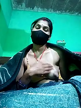 Snapshot of HOTBABITARAJ chatting on February 3, 2025, 10:47 am HOTBABITARAJ online show from February 3, 2025, 10:47 am