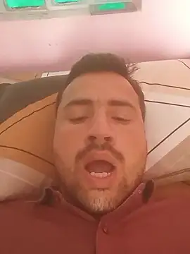 Snapshot of lallantoplonda chatting on February 15, 2026, 6:43 am lallantoplonda online show from February 15, 2026, 6:43 am