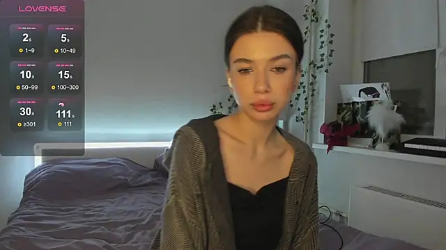 Snapshot of Tune_Godness chatting on January 7, 2025, 9:57 pm Tune Godness online show from January 7, 2025, 9:57 pm