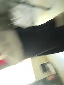 Snapshot of rayyymack chatting on December 25, 2024, 3:06 pm rayyymack online show from December 25, 2024, 3:06 pm