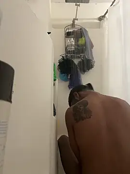 rayyymack online show from December 14, 2025, 6:56 pm