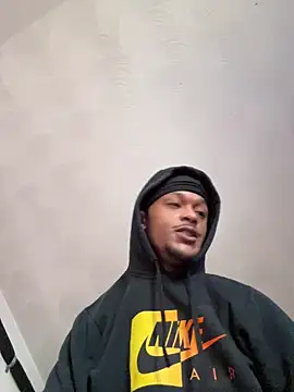 rayyymack online show from March 6, 2026, 1:40 pm