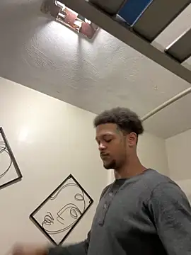 rayyymack online show from March 7, 2026, 1:52 pm