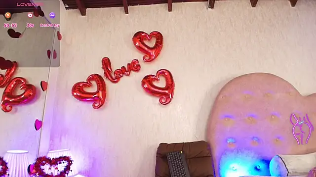 Snapshot of mariablonde_ chatting on February 14, 2025, 7:54 pm mariablonde online show from February 14, 2025, 7:54 pm