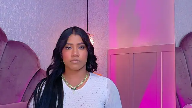 Salome Diaz  online show from March 3, 2026, 5:24 am