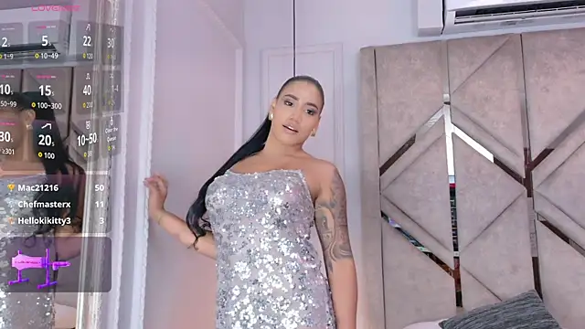 Salome Diaz  online show from March 24, 2026, 4:12 pm