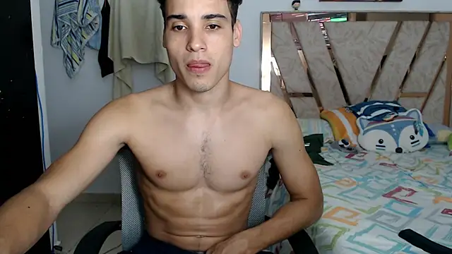 Snapshot of Babylin77 chatting on February 28, 2026, 11:39 pm Babylin77 online show from February 28, 2026, 11:39 pm