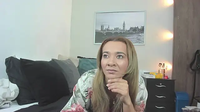 Snapshot of penelope_handaos chatting on October 7, 2025, 3:09 pm penelope handaos online show from October 7, 2025, 3:09 pm