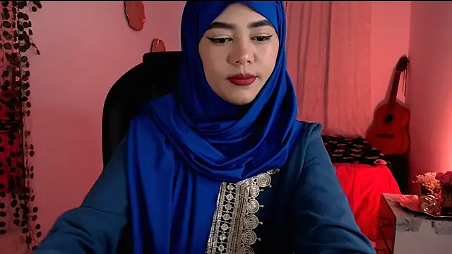 Snapshot of azzahara069 chatting on June 7, 2026, 12:48 am azzahara069 online show from June 7, 2026, 12:48 am