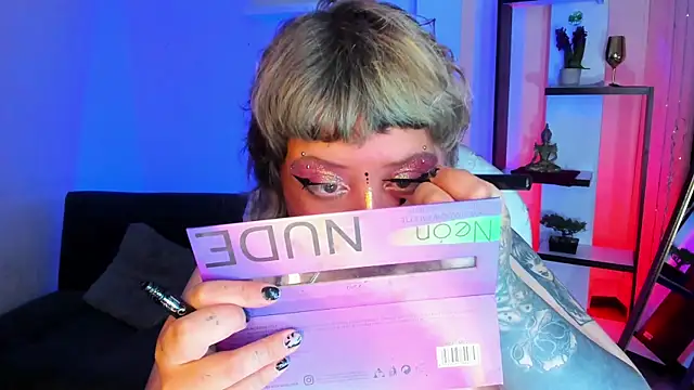 Sabrina scarlett online show from November 21, 2025, 4:44 am