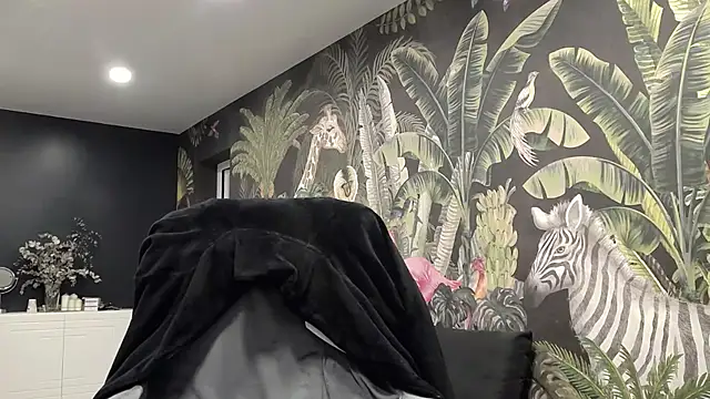 carla88 online show from December 2, 2025, 7:57 am