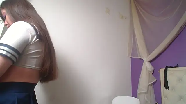 Snapshot of Ingrid_Casas chatting on March 15, 2025, 11:39 pm Ingrid Casas online show from March 15, 2025, 11:39 pm