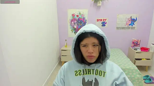 Snapshot of Ingrid_Casas chatting on November 8, 2025, 1:44 pm Ingrid Casas online show from November 8, 2025, 1:44 pm