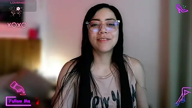 LauGrayJ online show from October 5, 2025, 9:51 am