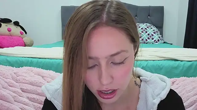 SofiaGc online show from March 5, 2026, 3:57 am