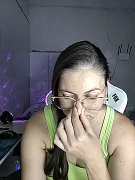 dani123unica online show from October 15, 2025, 3:34 pm