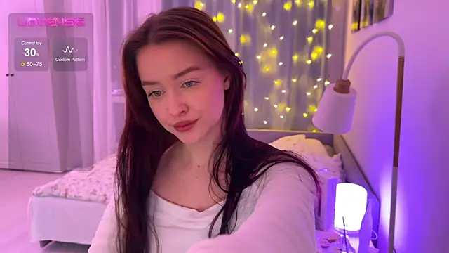 Snapshot of aveme_melissa chatting on February 9, 2025, 5:33 pm aveme melissa online show from February 9, 2025, 5:33 pm