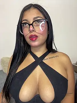 Dulce-diosa online show from March 20, 2026, 2:05 am