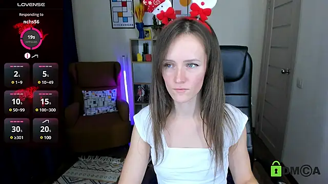 Snapshot of FrancescaCollins chatting on December 31, 2024, 7:31 am FrancescaCollins online show from December 31, 2024, 7:31 am