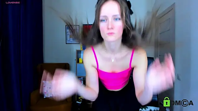 Snapshot of FrancescaCollins chatting on January 15, 2025, 11:32 am FrancescaCollins online show from January 15, 2025, 11:32 am