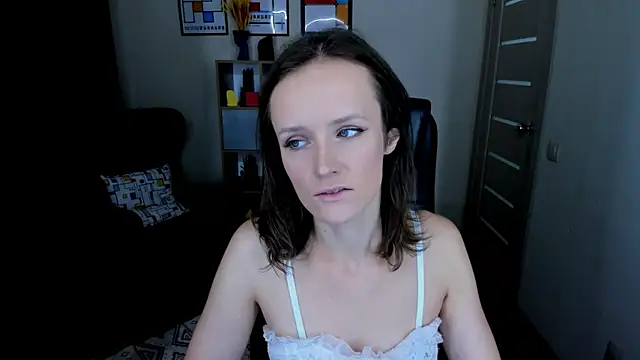 Snapshot of FrancescaCollins chatting on October 24, 2025, 4:03 pm FrancescaCollins online show from October 24, 2025, 4:03 pm